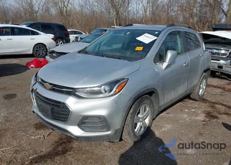 2018 Chevrolet Trax Lt z USA, uszkodzony, nr VIN KL7CJLSB7JB532844